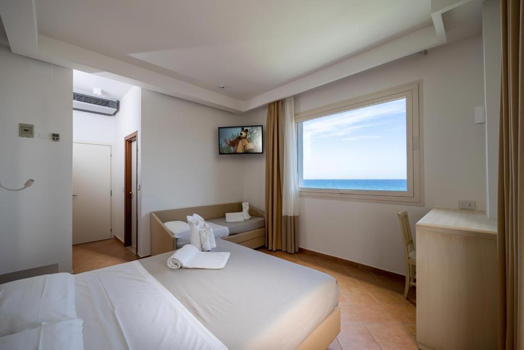 Trevi Family Resort Каттолика Экстерьер фото