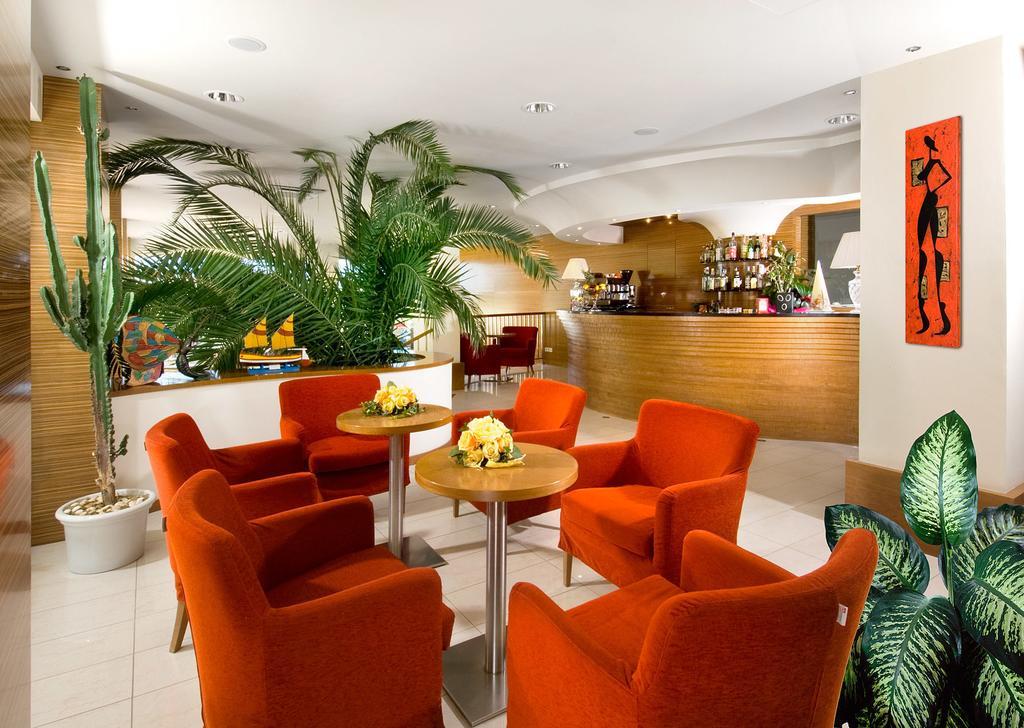 Trevi Family Resort Каттолика Экстерьер фото