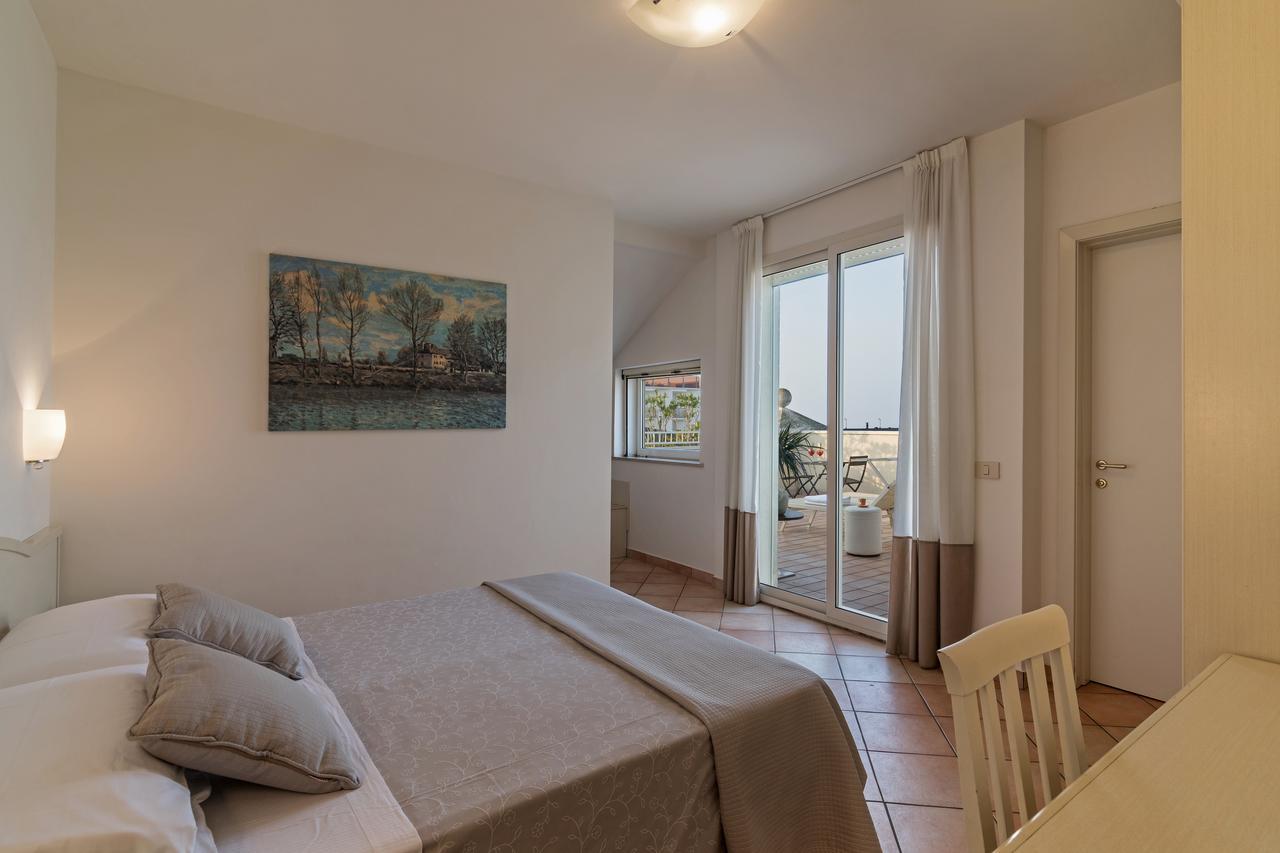 Trevi Family Resort Каттолика Экстерьер фото