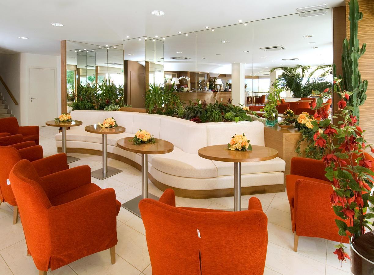 Trevi Family Resort Каттолика Экстерьер фото
